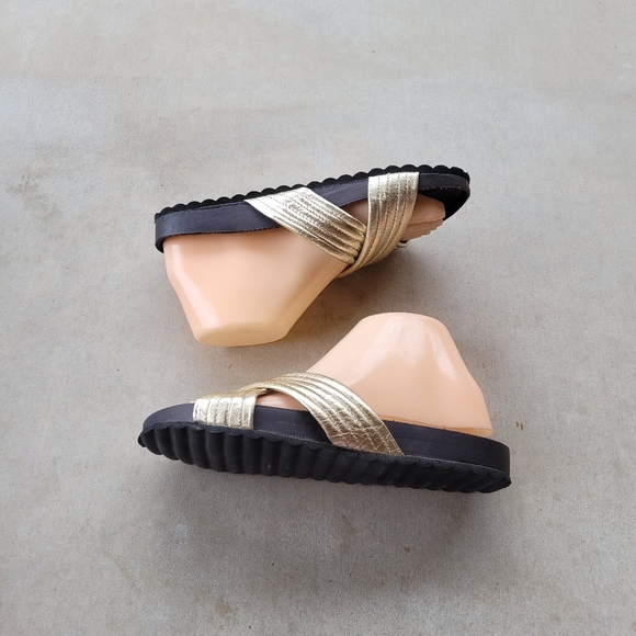 Dune London - Linate Gold Metallic Slip on Sandals - Picture 4 of 7